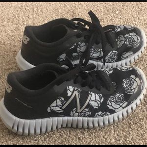 New Balance Floral B/W Sneakers Toddler Girl 10.5